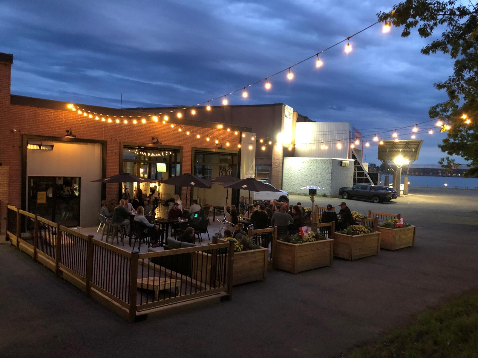 TAP ROOM Northern Superior